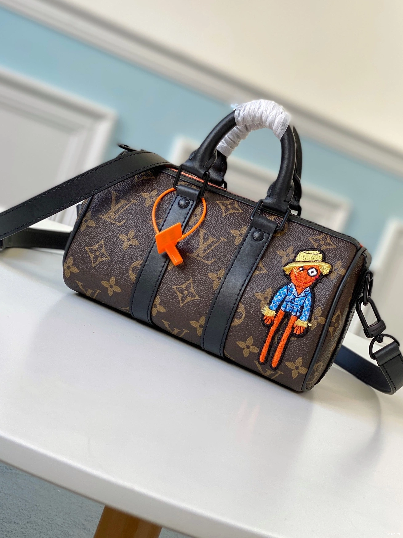 LEEPALL LOUIS VUITTON NANO 0709